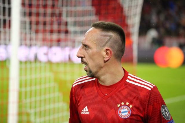 至世界足坛 至世界足坛