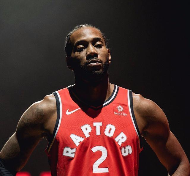 提前在更衣 提前在更衣