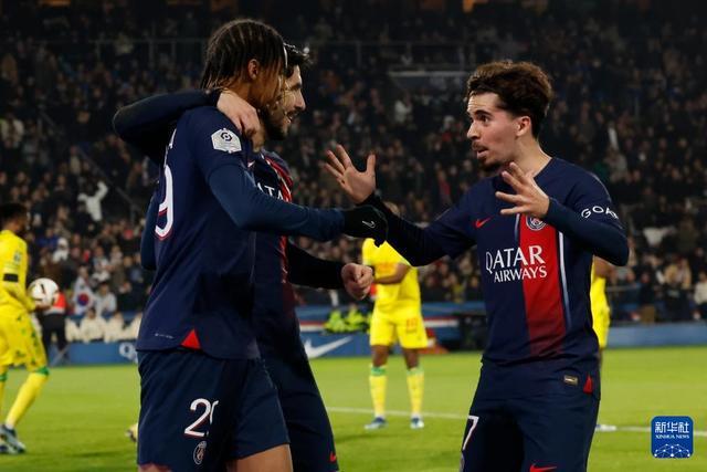 脚内侧顺势 脚内侧顺势