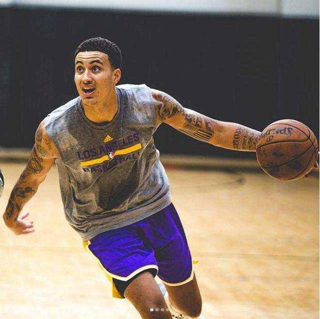 前锋配置 前锋配置